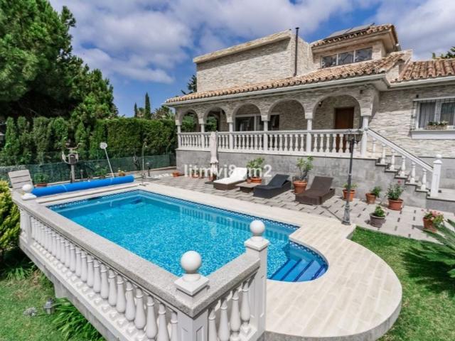 Villa / Chalet de lujo en venta Cabopino Artola, Marbella, Andalucía