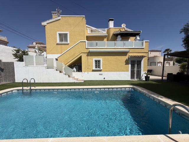 Villa / Chalet de lujo en venta Playas de Orihuela, España
