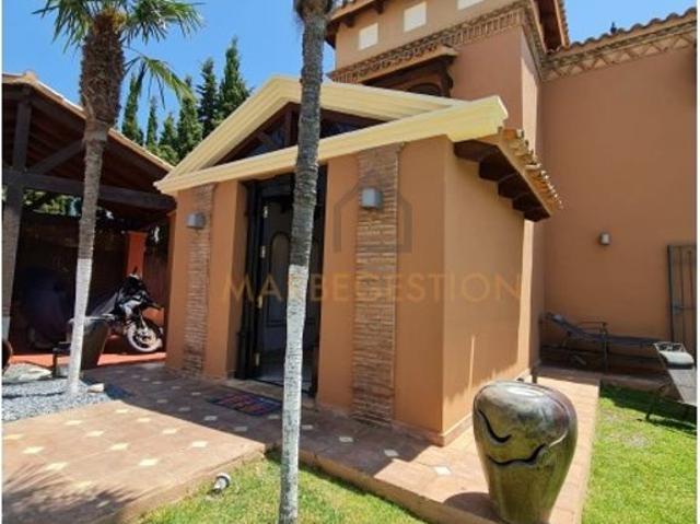 Villa / Chalet en alquiler Estepona, España