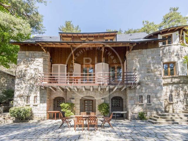 Exclusiva Villa / Chalet en alquiler Majadahonda, España