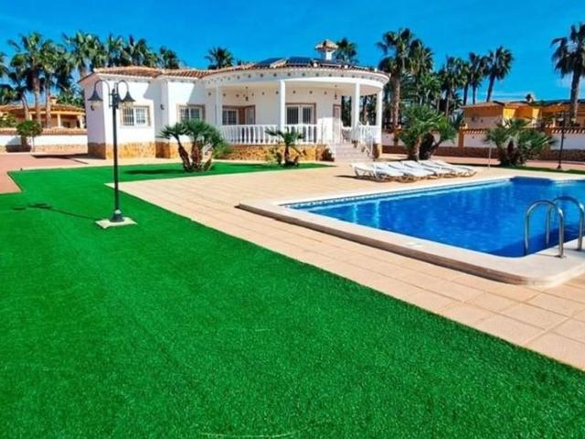Villa / Chalet en venta Catral, Comunidad Valenciana