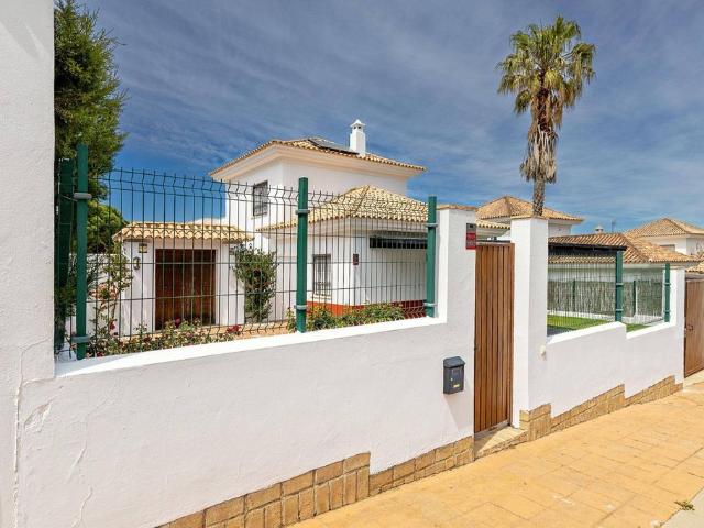 Exclusiva Villa / Chalet en venta El Portil, Andalucía