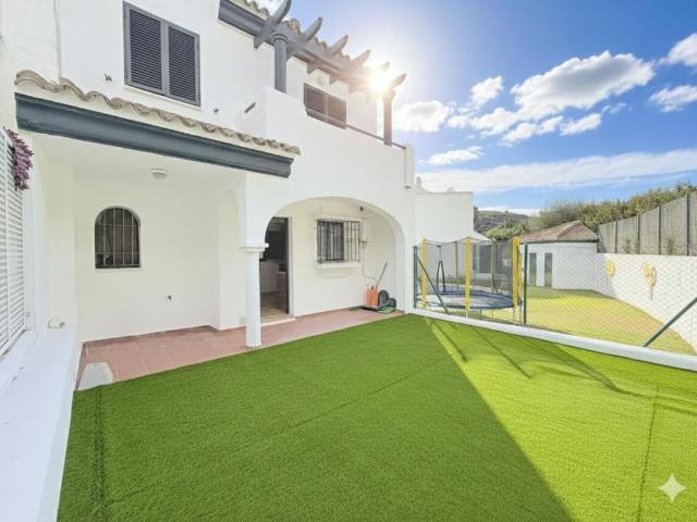 Villa / Chalet en venta Castillo de la Duquesa, España