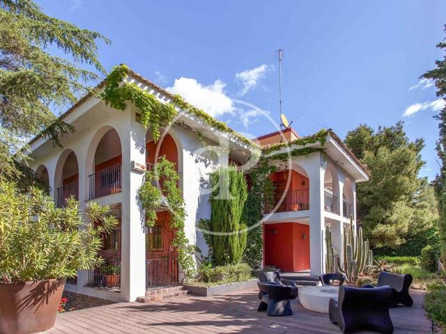 Exclusiva Villa / Chalet en venta Chiva, Comunidad Valenciana