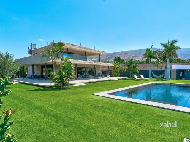 Villa / Chalet en venta Adeje, España