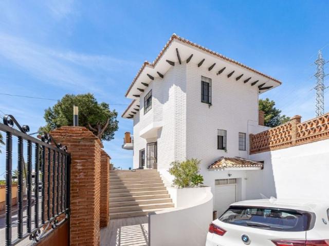 Villa / Chalet en venta Benalmádena, Andalucía