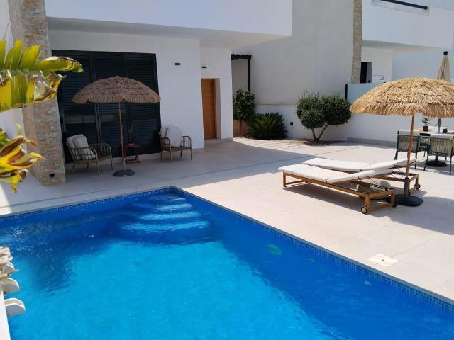 Villa / Chalet en venta Daya Nueva, Comunidad Valenciana