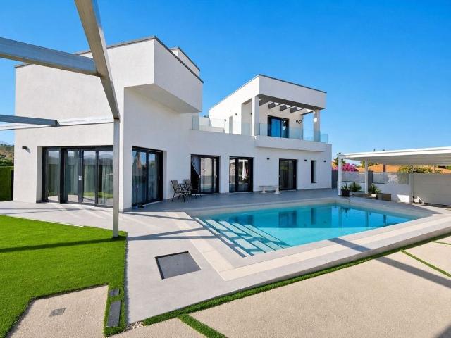 Villa / Chalet en venta Estepona, España