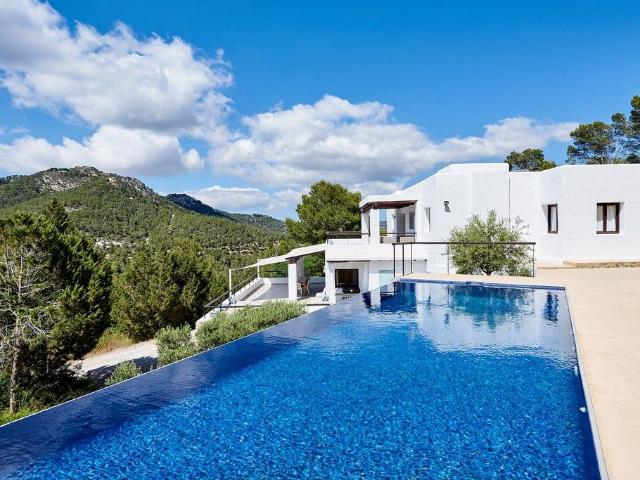 Villa / Chalet en venta Es Cubells, Baleares