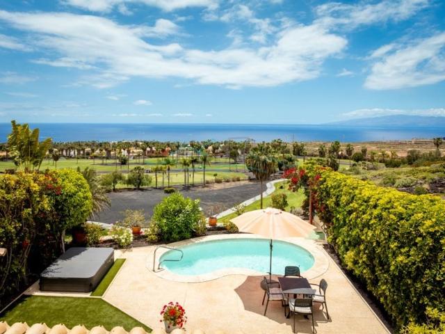 Villa / Chalet en venta La Caleta, Adeje, Santa Cruz de Tenerife, Canarias