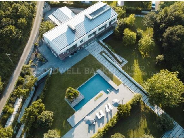 Villa / Chalet de lujo de 1410 m2 en venta en Llanes, Asturias