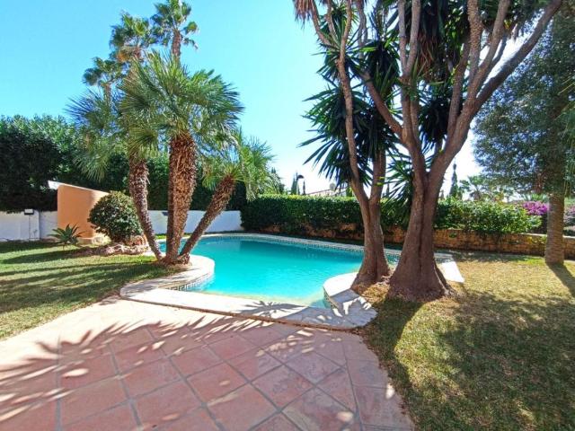 Villa / Chalet en venta Moraira, España