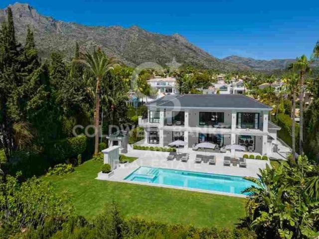 Exclusiva Villa / Chalet en venta Marbella, España