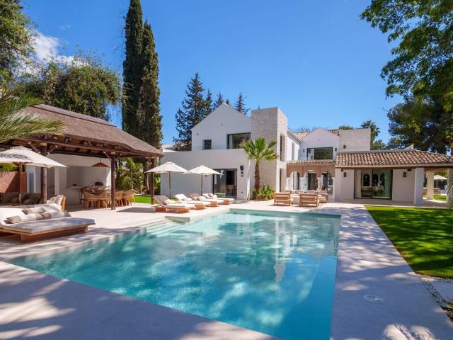 Villa / Chalet en venta Nueva Andalucia, España