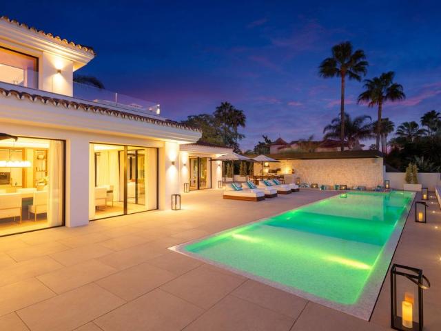 Villa / Chalet en venta Nueva Andalucia, España