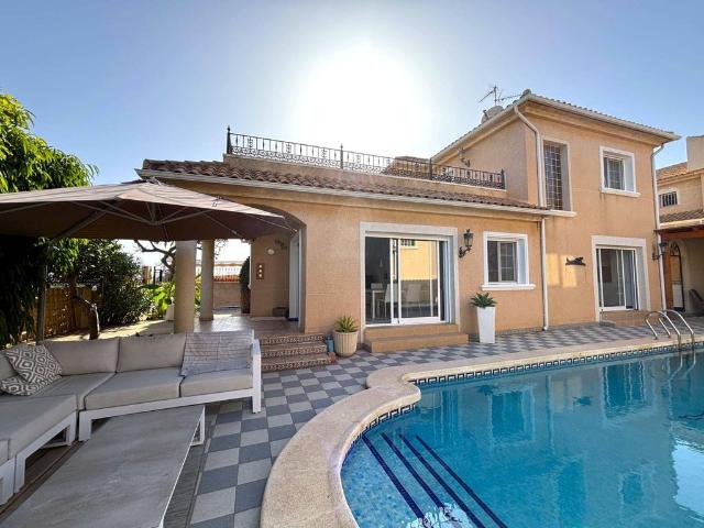 Villa / Chalet en venta Pilar de la Horadada, Comunidad Valenciana
