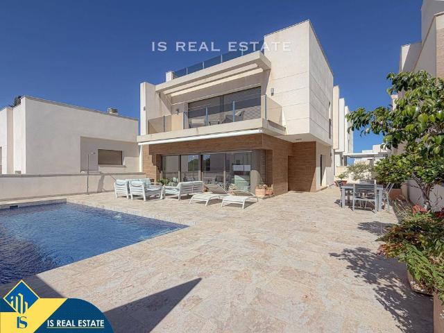 Villa / Chalet en venta Playas de Orihuela, España