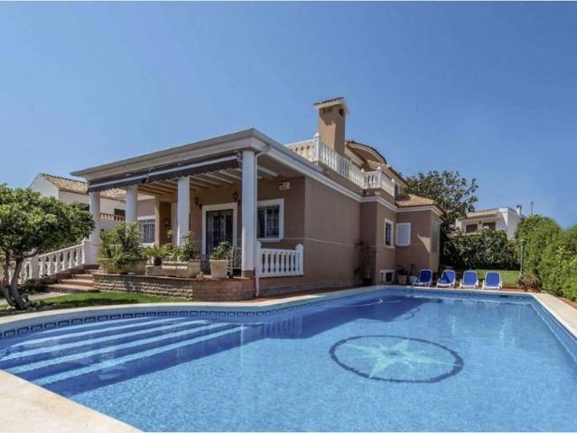 Villa / Chalet en venta Torrevieja, Comunidad Valenciana