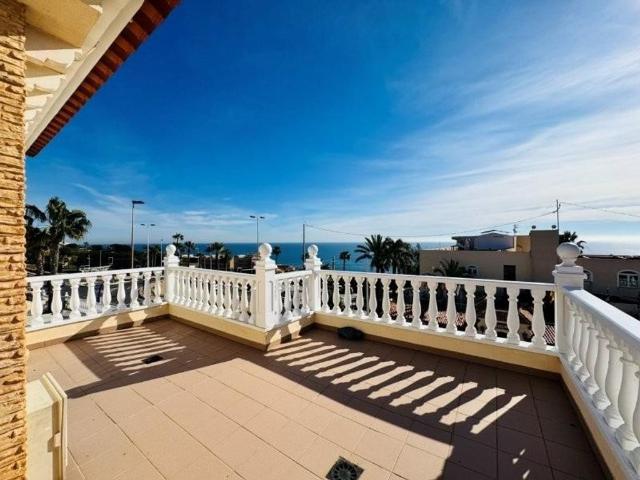 Villa / Chalet en venta Torrevieja, España