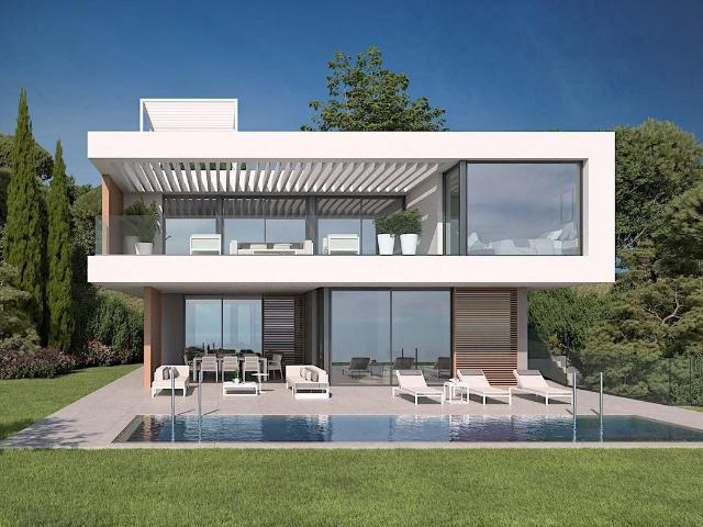 Villa Chalet, New Golden Mile, Costa del Sol. 4 Dormitorio. 163m² Estepona