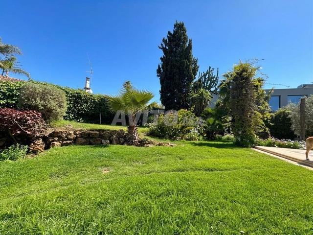 Villa commerciale Chantilly Zone D4