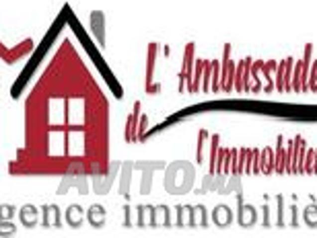 Villa Commerciale de 1085 m2 à Bd Ghandi
