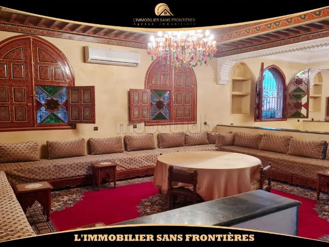Villa commerciale R3 vide à vendre à Guéliz, 600 m², Marrakech