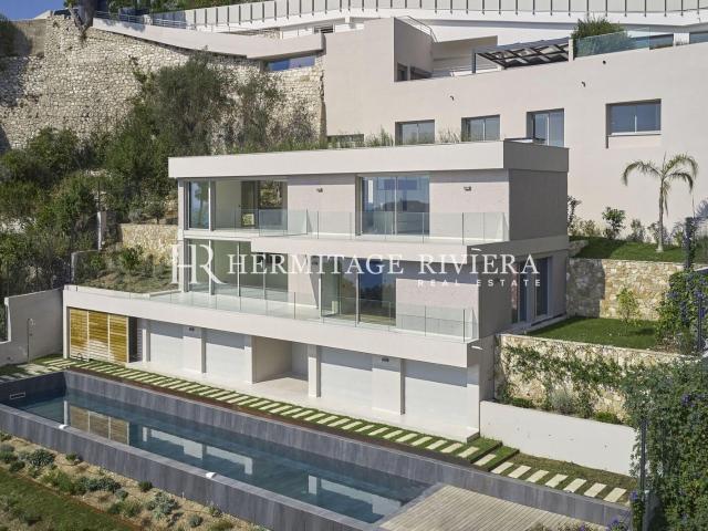 Villa contemporaine neuve Domaine fermé Vue mer Pool