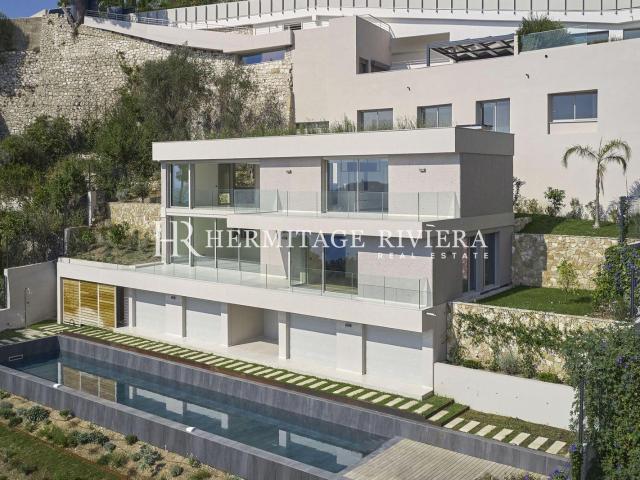 Villa contemporaine neuve Domaine fermé Vue mer Pool 360m² Villefranche sur Mer