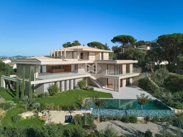 Villa contemporaine neuve vue mer
