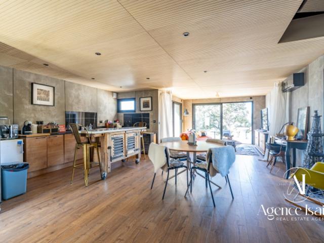 Villa Contemporaine au Lavandou avec piscine et garage