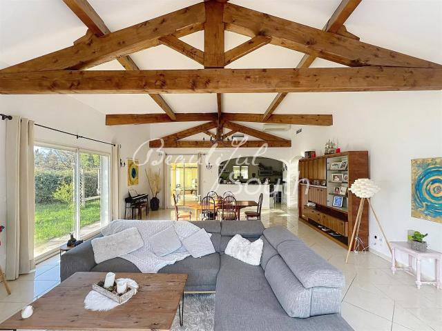 Villa Contemporaine Avec Jardin, Piscine Et Dependance, Toul. 283m² Toulouges