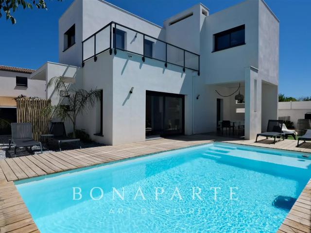 Villa Contemporaine Avec Piscine À Sérignan – Le Confort Mod. 110m² Sérignan