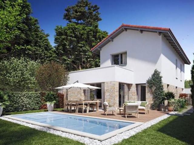 Villa contemporaine avec piscine ? Description dét