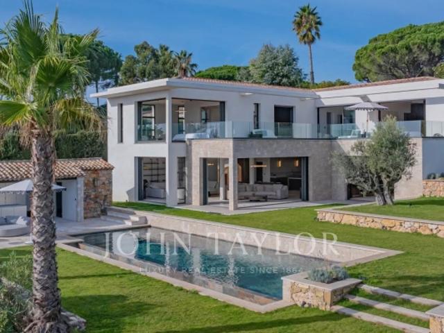Villa contemporaine avec vue mer panoramique à 180°