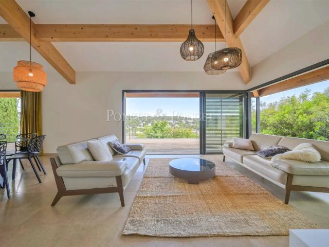 Villa contemporaine avec vue Saint Gély du Fesc centre. 166m² Saint Gély du Fesc