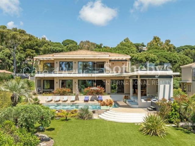 Villa contemporaine à Sainte Maxime à 300m des plages du golfe de Saint Tropez