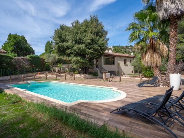 Villa contemporaine à pied de la plage