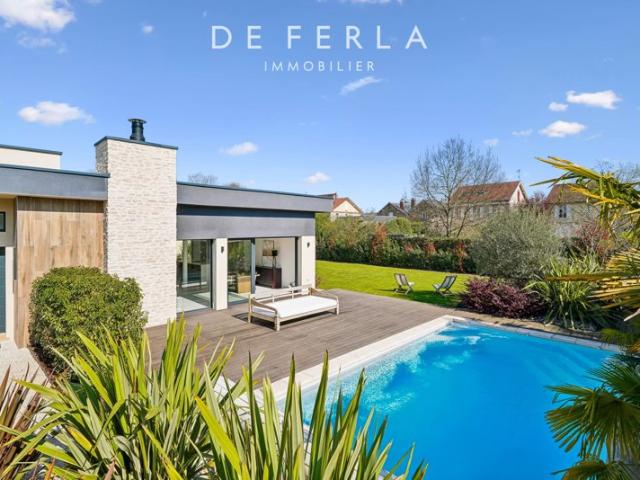 Villa contemporaine d’exception avec piscine, au calme absolu aux portes du Vésinet