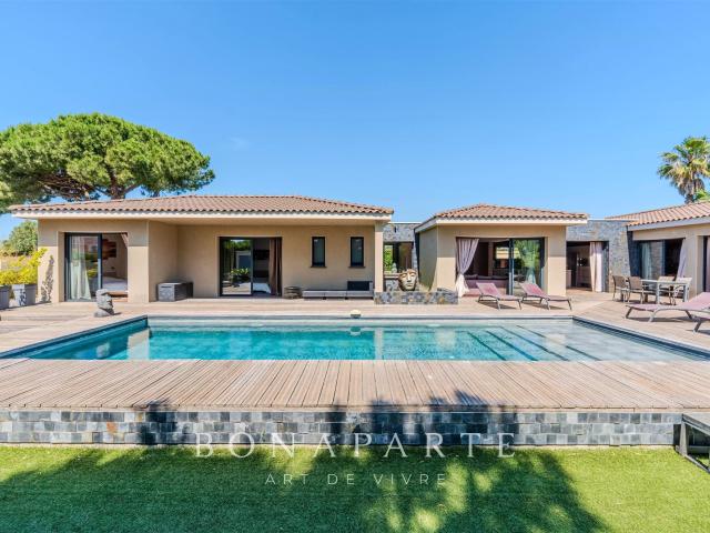 Villa contemporaine d’exception à quelques pas de la mer – L. 182m² Agde Cap d'Agde