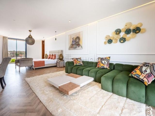 Villa contemporaine d’exception à vendre à Agdal Marrakech