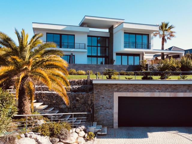 VILLA CONTEMPORAINE D’EXCEPTION VUE PANORAMIQUE SUR LES PYRÉNÉES