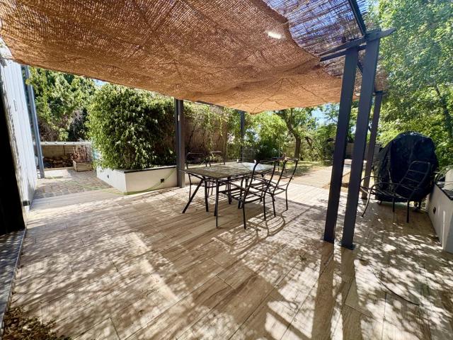 Villa contemporaine de 156 m2 3 suites Terrain clos de 8