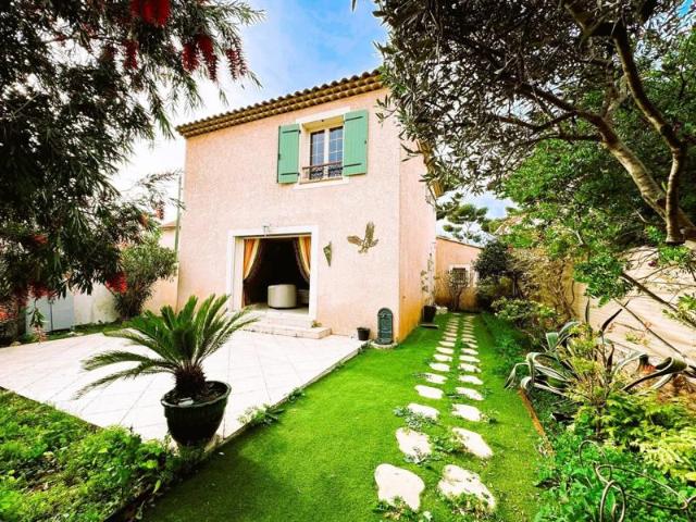 Villa contemporaine de 104 m² avec garage et jardin