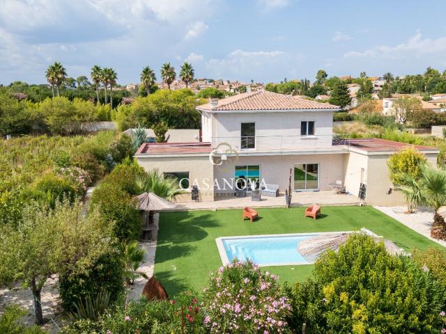 Villa contemporaine de 300 m² avec piscine, grand terrain ar. 300m² Pézenas