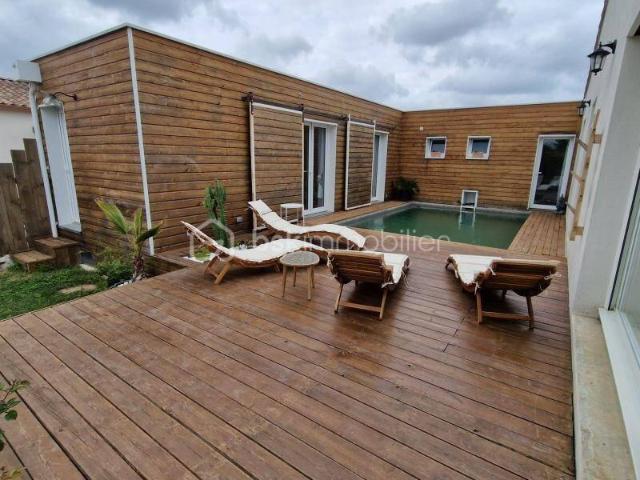 Villa contemporaine de 7 pièces avec piscine