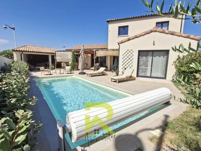 Villa contemporaine déc 2021 137m2 · Piscine · Pool house 40