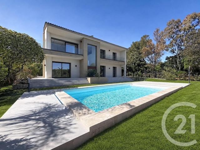 Villa Contemporaine D'exception À 100 Mètres De La Mer Vue M. 182m² Les Issambres