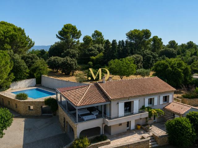 Villa contemporaine d'exception avec vue panoramique, espace. 350m² Apt