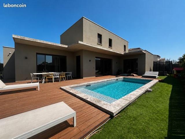Villa contemporaine d'exception avec piscine montélimar